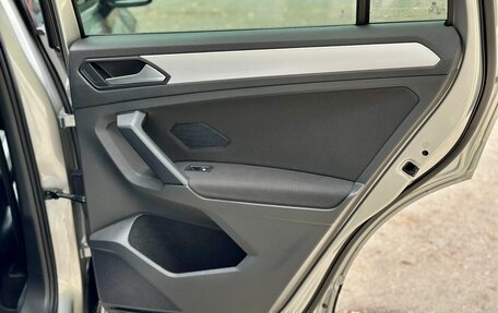 Volkswagen Tiguan II, 2020 год, 2 590 000 рублей, 23 фотография