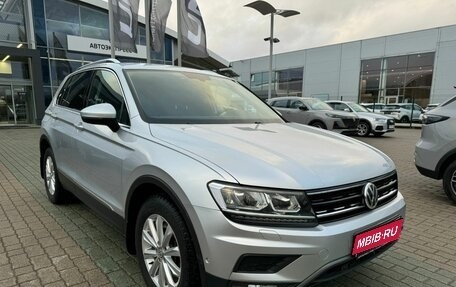 Volkswagen Tiguan II, 2017 год, 2 049 000 рублей, 1 фотография