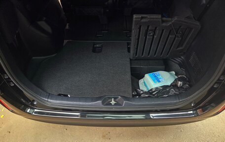 Toyota Voxy III, 2014 год, 1 898 000 рублей, 14 фотография