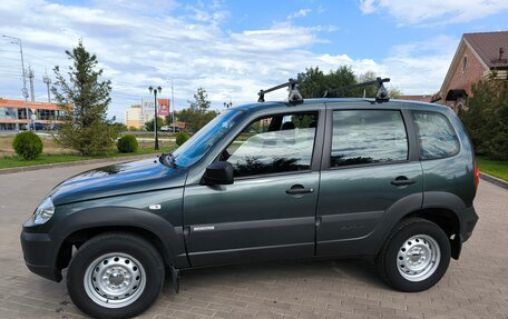 Chevrolet Niva I рестайлинг, 2018 год, 690 000 рублей, 7 фотография