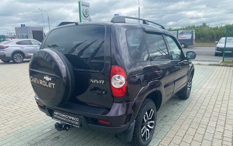 Chevrolet Niva I рестайлинг, 2018 год, 890 000 рублей, 3 фотография