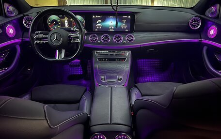 Mercedes-Benz E-Класс, 2020 год, 4 500 000 рублей, 10 фотография