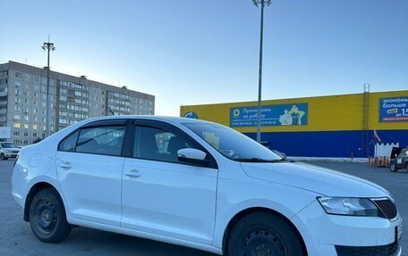 Skoda Rapid I, 2018 год, 880 000 рублей, 7 фотография