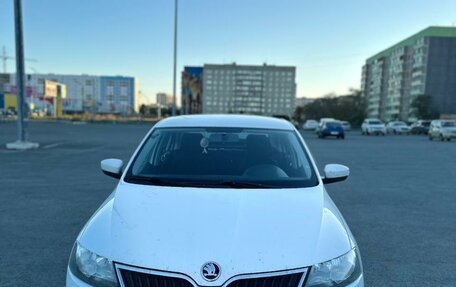 Skoda Rapid I, 2018 год, 880 000 рублей, 8 фотография