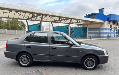 Hyundai Accent II, 2005 год, 320 000 рублей, 3 фотография