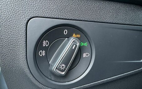 Volkswagen Tiguan II, 2017 год, 2 049 000 рублей, 13 фотография