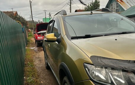 Renault Sandero II рестайлинг, 2015 год, 635 000 рублей, 2 фотография