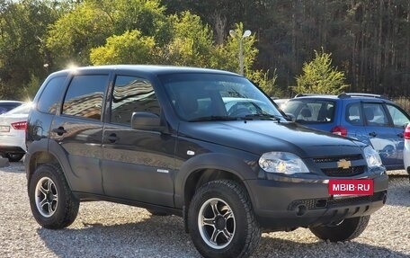 Chevrolet Niva I рестайлинг, 2018 год, 720 000 рублей, 9 фотография