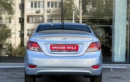 Hyundai Solaris II рестайлинг, 2011 год, 640 000 рублей, 6 фотография
