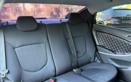 Hyundai Solaris II рестайлинг, 2011 год, 640 000 рублей, 10 фотография