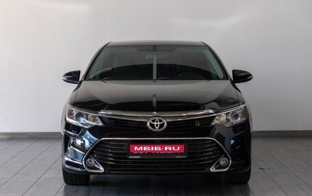 Toyota Camry, 2015 год, 1 989 000 рублей, 3 фотография