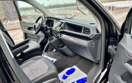 Volkswagen Multivan T6 рестайлинг, 2022 год, 4 400 000 рублей, 8 фотография
