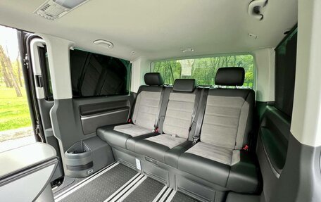 Volkswagen Multivan T6 рестайлинг, 2022 год, 4 400 000 рублей, 10 фотография