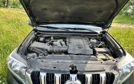 Toyota Land Cruiser Prado 150 рестайлинг 2, 2014 год, 3 750 000 рублей, 9 фотография