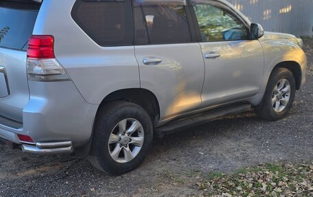 Toyota Land Cruiser Prado 150 рестайлинг 2, 2011 год, 2 550 000 рублей, 4 фотография