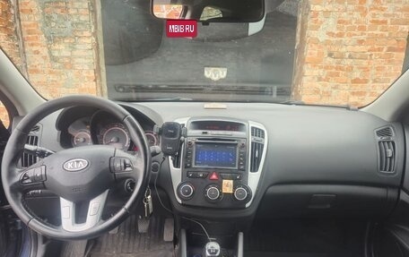 KIA cee'd I рестайлинг, 2010 год, 600 000 рублей, 11 фотография
