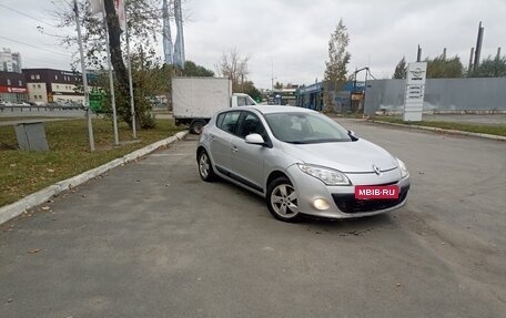 Renault Megane III, 2011 год, 620 000 рублей, 2 фотография