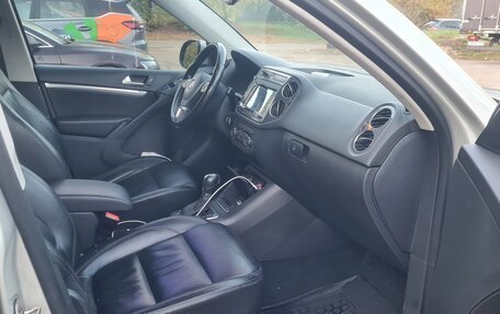Volkswagen Tiguan I, 2011 год, 1 300 000 рублей, 10 фотография