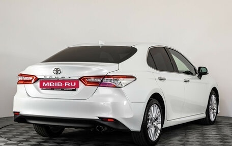 Toyota Camry, 2019 год, 2 849 000 рублей, 5 фотография