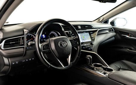 Toyota Camry, 2019 год, 2 849 000 рублей, 20 фотография