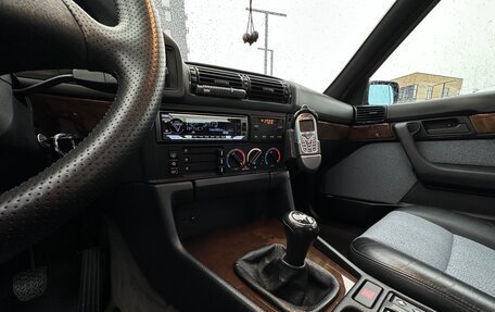 BMW 5 серия, 1992 год, 1 150 000 рублей, 24 фотография