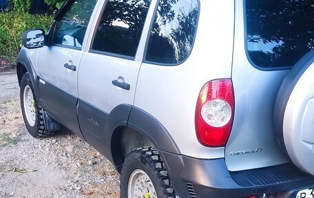 Chevrolet Niva I рестайлинг, 2011 год, 550 000 рублей, 2 фотография