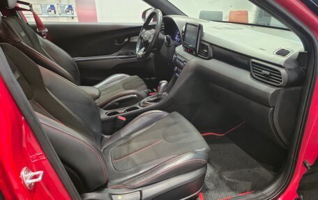 Hyundai Veloster II, 2018 год, 1 690 000 рублей, 24 фотография