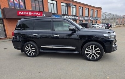 Toyota Land Cruiser 200, 2017 год, 7 890 000 рублей, 1 фотография