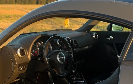 Audi TT, 2003 год, 1 100 000 рублей, 10 фотография