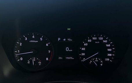 Hyundai Solaris II рестайлинг, 2017 год, 1 050 000 рублей, 9 фотография