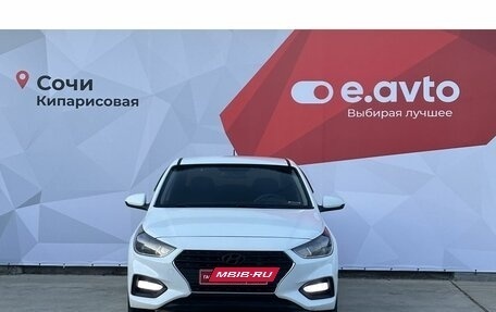 Hyundai Solaris II рестайлинг, 2017 год, 1 050 000 рублей, 2 фотография