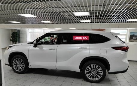 Toyota Highlander, 2025 год, 6 170 000 рублей, 2 фотография
