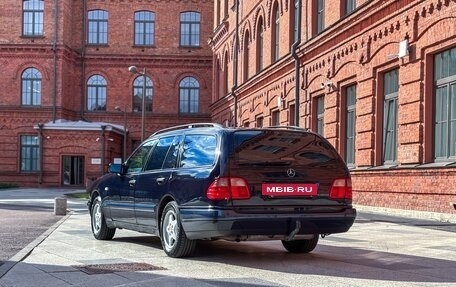 Mercedes-Benz E-Класс, 1997 год, 785 000 рублей, 3 фотография