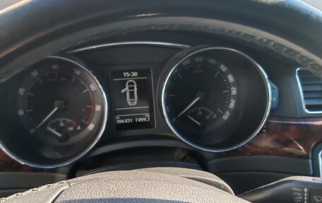 Skoda Superb III рестайлинг, 2011 год, 750 000 рублей, 6 фотография
