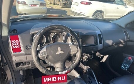 Mitsubishi Outlander III рестайлинг 3, 2010 год, 899 000 рублей, 10 фотография