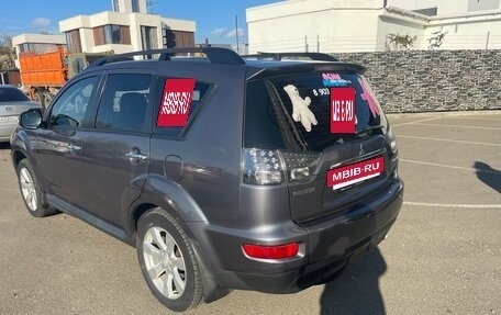 Mitsubishi Outlander III рестайлинг 3, 2010 год, 899 000 рублей, 5 фотография