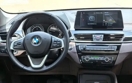 BMW X1, 2022 год, 2 350 000 рублей, 11 фотография
