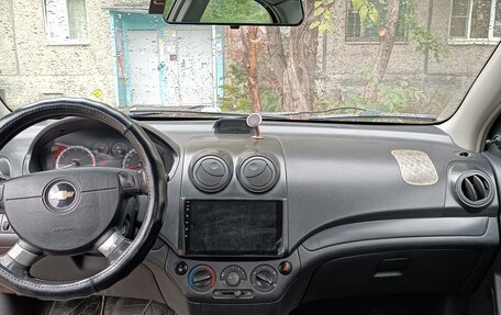 Chevrolet Aveo III, 2011 год, 250 000 рублей, 11 фотография