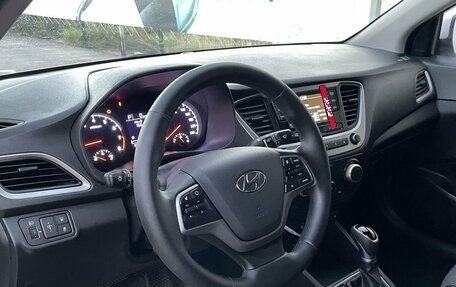 Hyundai Solaris II рестайлинг, 2018 год, 1 250 000 рублей, 2 фотография