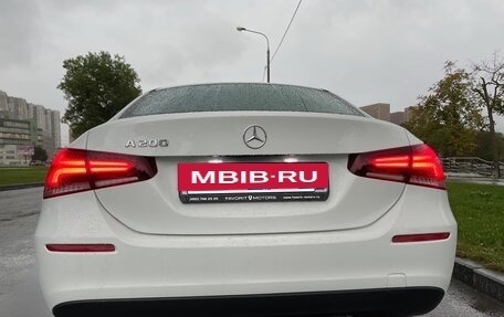 Mercedes-Benz A-Класс, 2019 год, 3 000 000 рублей, 8 фотография