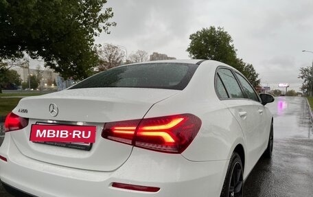 Mercedes-Benz A-Класс, 2019 год, 3 000 000 рублей, 12 фотография