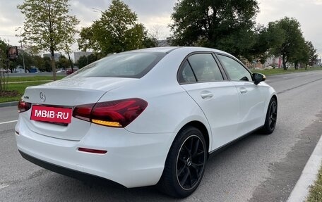 Mercedes-Benz A-Класс, 2019 год, 3 000 000 рублей, 23 фотография