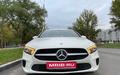 Mercedes-Benz A-Класс, 2019 год, 3 000 000 рублей, 31 фотография