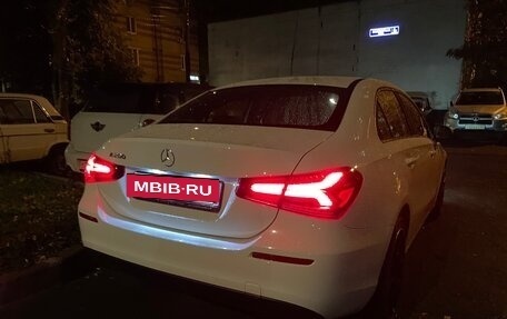 Mercedes-Benz A-Класс, 2019 год, 3 000 000 рублей, 39 фотография
