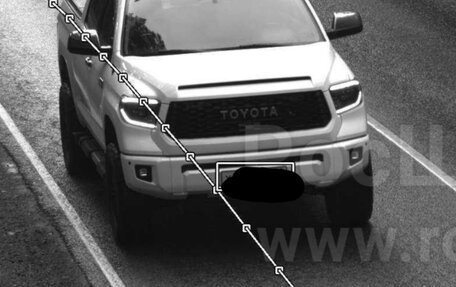 Toyota Tundra II, 2013 год, 5 900 000 рублей, 11 фотография