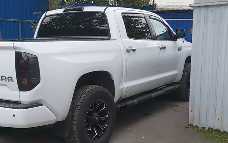 Toyota Tundra II, 2013 год, 5 900 000 рублей, 10 фотография