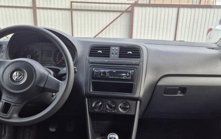 Volkswagen Polo VI (EU Market), 2011 год, 690 000 рублей, 6 фотография