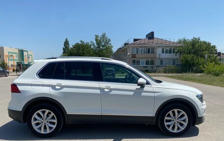 Volkswagen Tiguan II, 2019 год, 2 450 000 рублей, 8 фотография