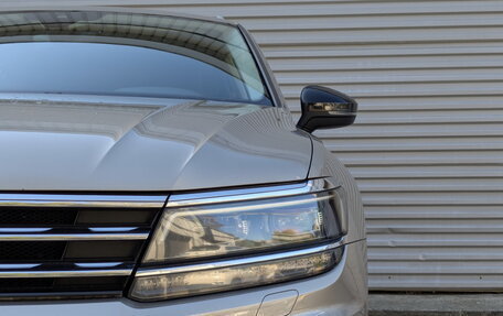 Volkswagen Tiguan II, 2019 год, 2 350 000 рублей, 17 фотография