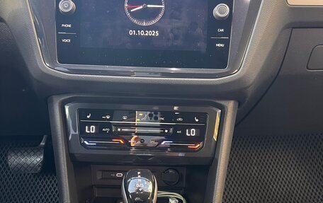 Volkswagen Tiguan II, 2021 год, 2 490 000 рублей, 7 фотография